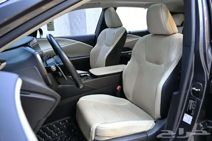 لكزس RX350 2023 هايبرد سعودي 16