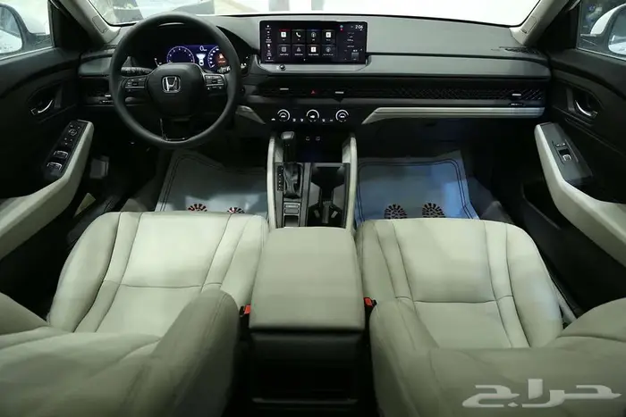 هوندا اكورد 2025EX 4