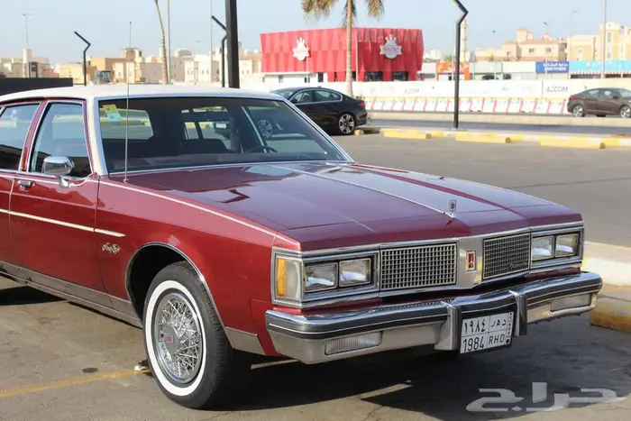 اولدزموبيل ريجينسي 1983 1