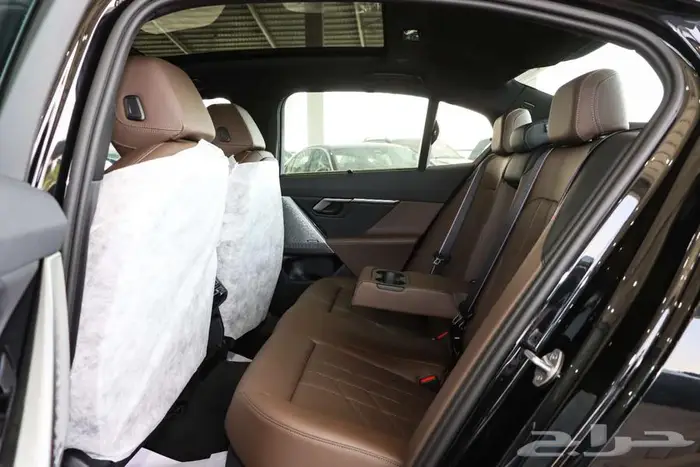 BMW 520 2026 ام كت اسود داخل اسبرسو 15