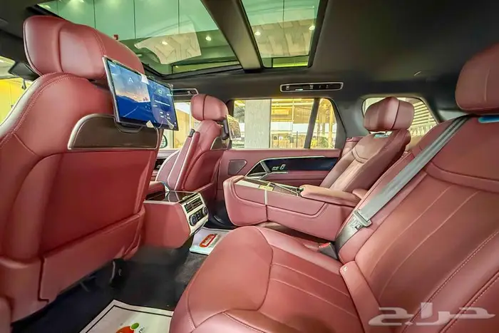 رنج روفر AUTOBIOGRAPHY L V8 2025 رمادي خليجي 9