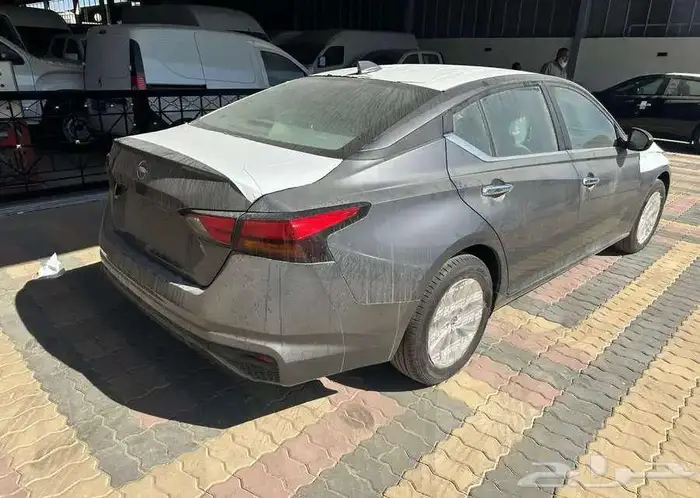 نيسان التيما S ستاندر 2025 اصفار 15