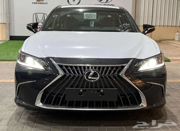 لكزس ES250 AA ستاندر 2025 خليجي ويتوفر سعودي 7