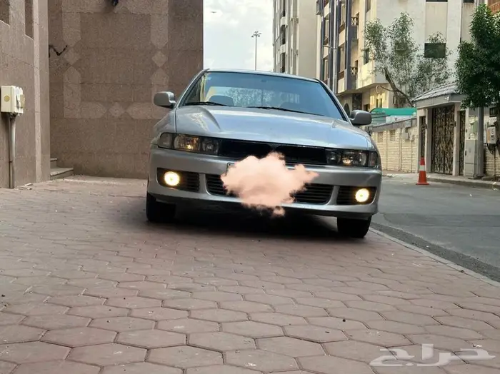 للبيع سياره مستبيشي جالنت 2004 0