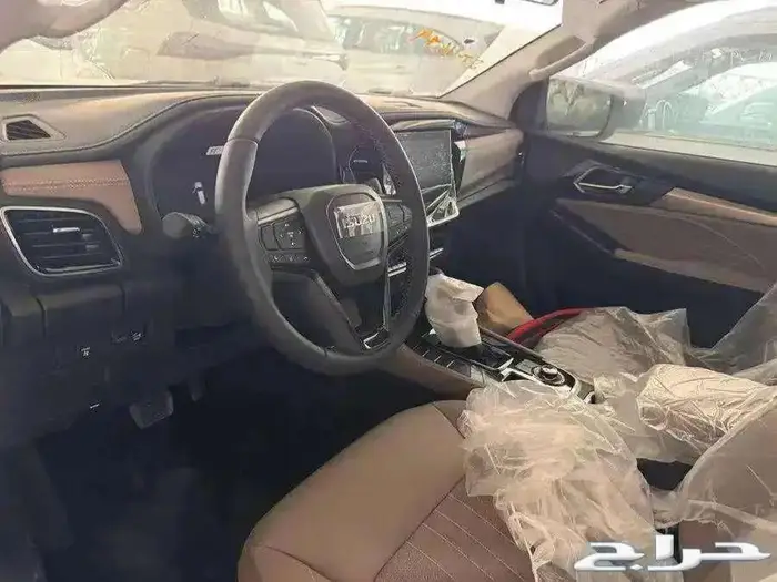 ايسوزو ام يو اكس فل كامل 2025 5