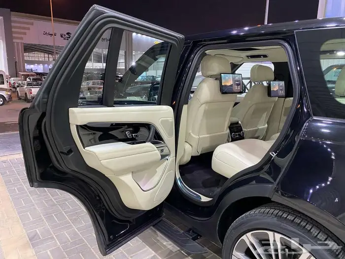 رينج روفر 2023 اوتوبيوجرافي اسود سعودي ماشية 71000كم 13
