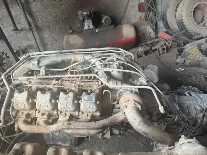 قطع غيار الشحنات مرسيدس 25