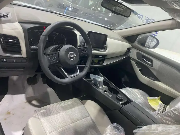 نيسان اكس تريل نص فل 2025 8