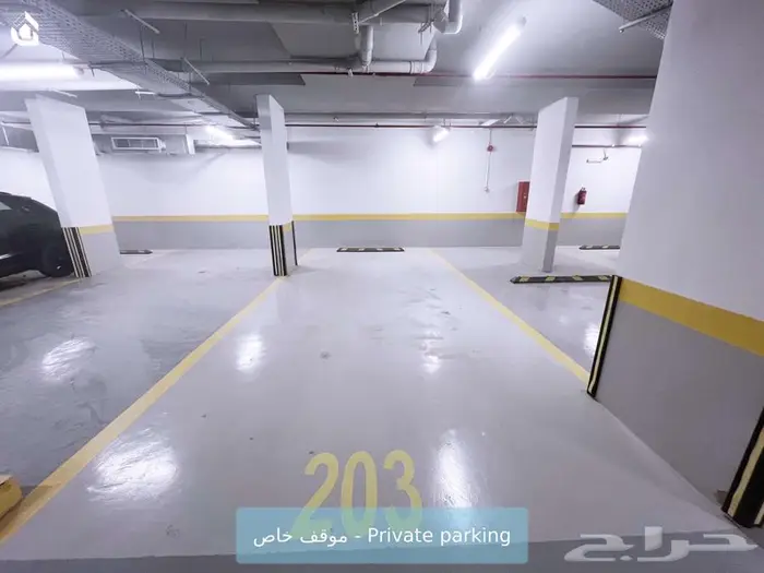 شقة 3 غرف وصالة مع 3 دورات مياه بالملقا - 363 1