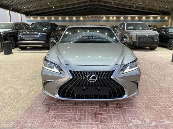 لكزس ( ES250 ) AA ستاندر 2025 بريمي 0