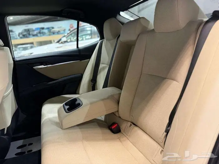 تويوتا كامري LE بنزين 2025 استمتع بأداء فائق وقسط مرن 13