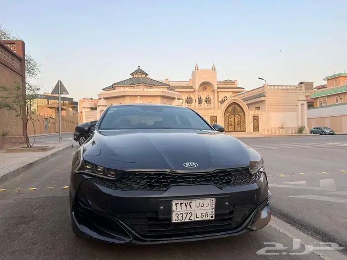 كيا K5 نص فل بدي وكاله 2021 مالك واحد 0