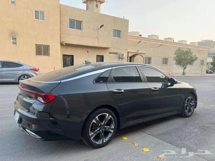 كيا K5 نص فل بدي وكاله 2021 مالك واحد 1