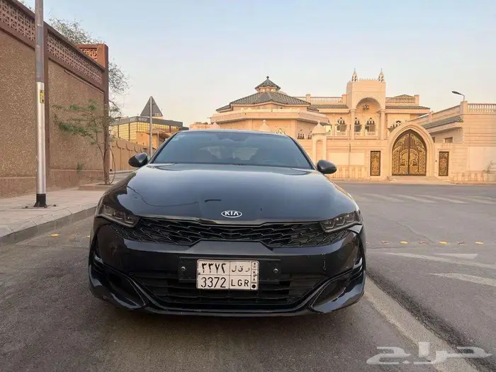 كيا K5 نص فل بدي وكاله 2021 مالك واحد 10