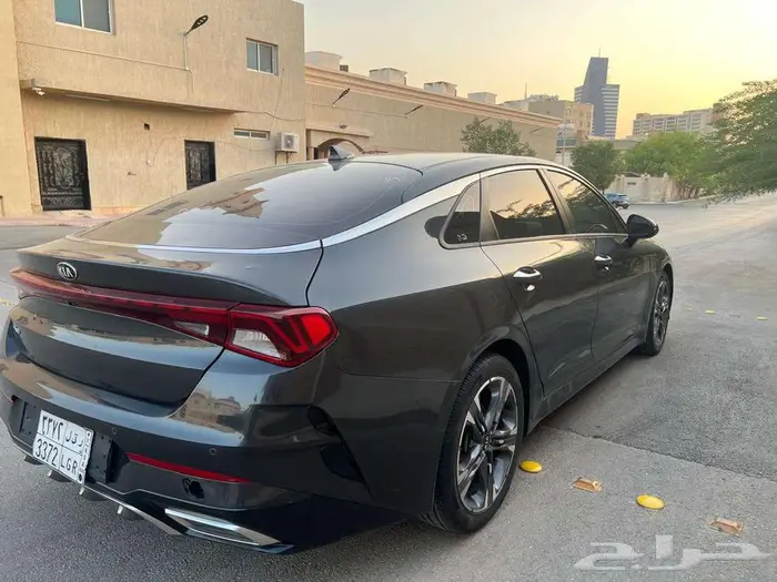 كيا K5 نص فل بدي وكاله 2021 مالك واحد 20