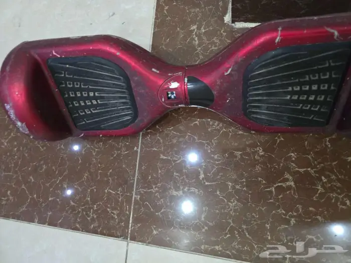 للبيع سكوترين كما يظهر بالصورة مع شاحن مشترك للاثنين 3