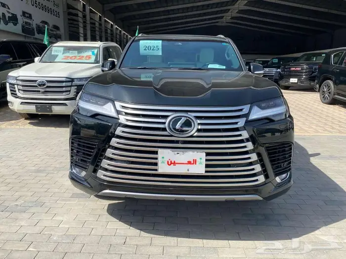 لكزس LX600BB داخل اوف وايت موديل 2025 عداد 6000 الاف كيلو 2