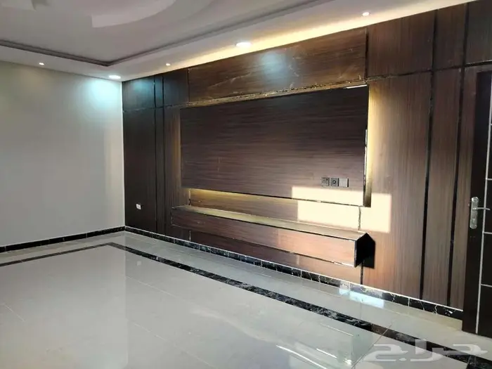 شقق للبيع حي الضاحيه السابع 5 غرف ب 420 الف 6