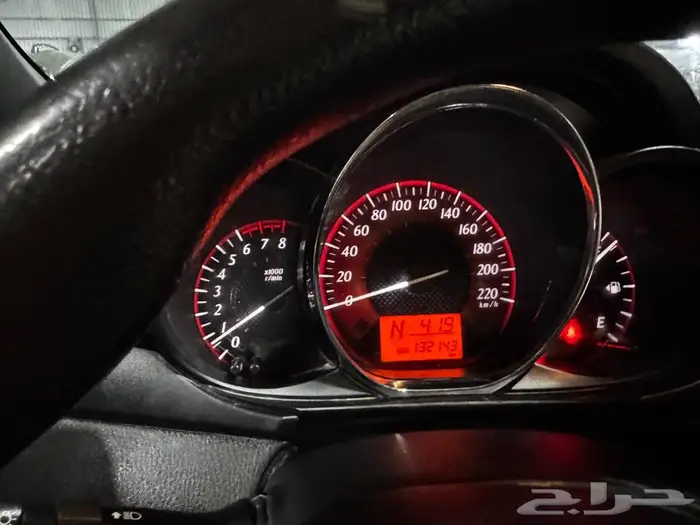 يارس هاتشباك 2017 مصدوم 13