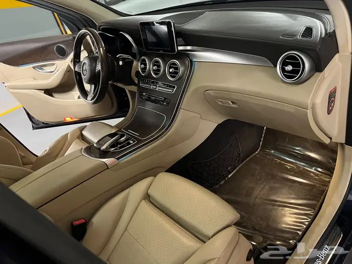 للبيع مرسيدس 2016 250 GLC جفالي 14