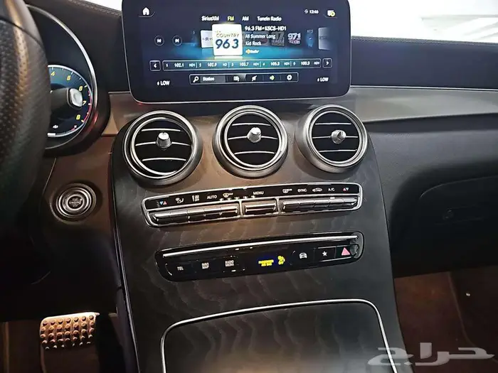 مرسيدس GLC 300 2023 بسعر 242 الف واصل لباب البيت 8