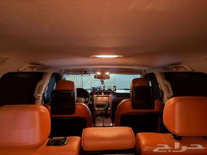 جيب لكزس GX460 موديل 2014 فل كامل 3