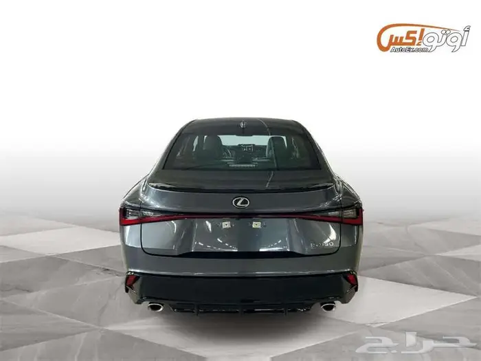 2024 لكزس IS 350 F سبورت 4