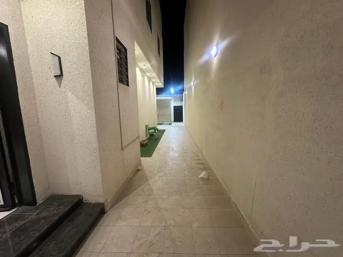 فيلا للإيجار دورين وملحق في خميس مشيط حي الظرفة 2