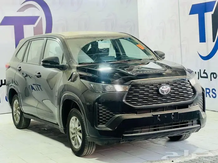 تويوتا فيلوز GLX بنزين 2025 1