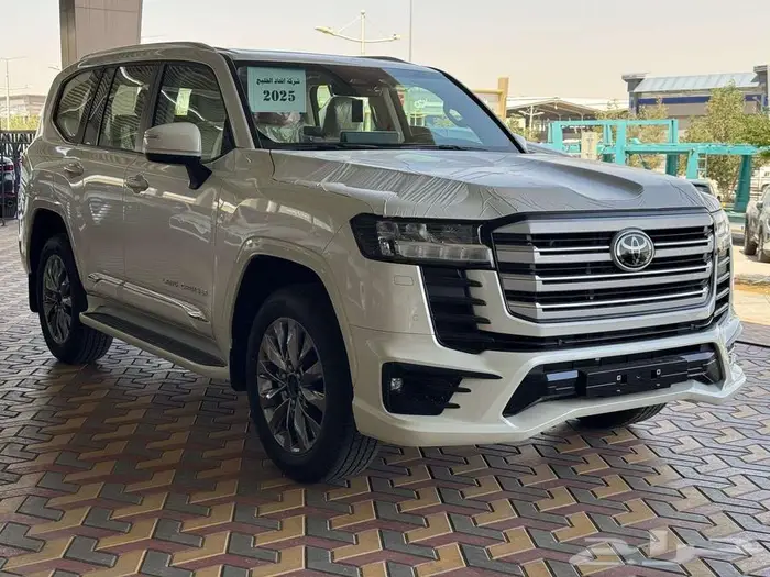 تويوتا لاندكروزر GXR 5 S بنزين 2025 كاش و اقساط 2