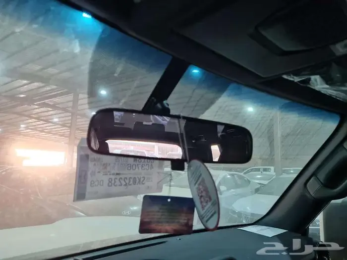 تويوتا برادو الفئه TXL1 بنزين الموديل 2025 كاش و اقساط 5