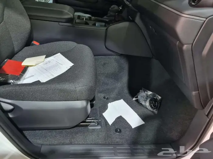 تويوتا برادو الفئه TXL1 بنزين الموديل 2025 كاش و اقساط 11