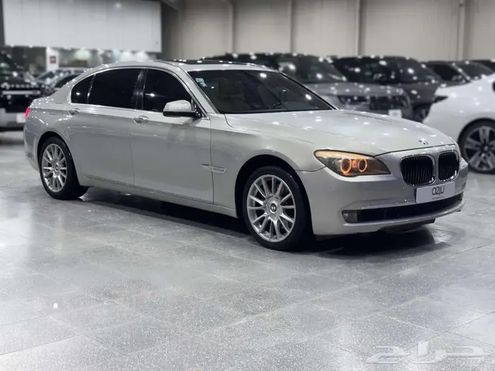 بي ام دبليو 740Li موديل 2011 1