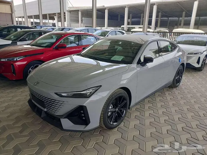 شانجان UNI-V ايليت موديل 2026 1