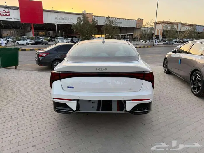 كيا K5 2025 GL 1