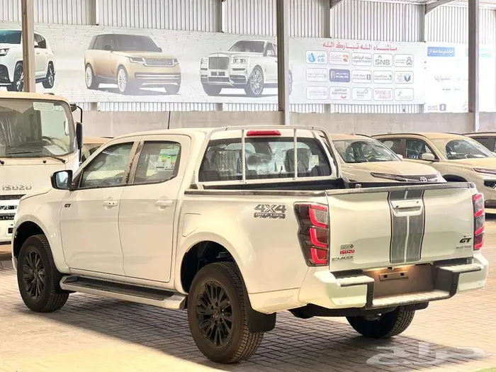 ايسوزو ديماكس GT فل كامل دبل ديزل 2025 سعودي بنوك 29