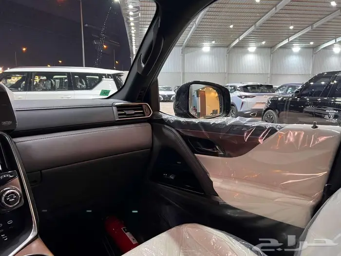لكزس LX600 BB موديل 2025 عماني - خالد للسيارات 8