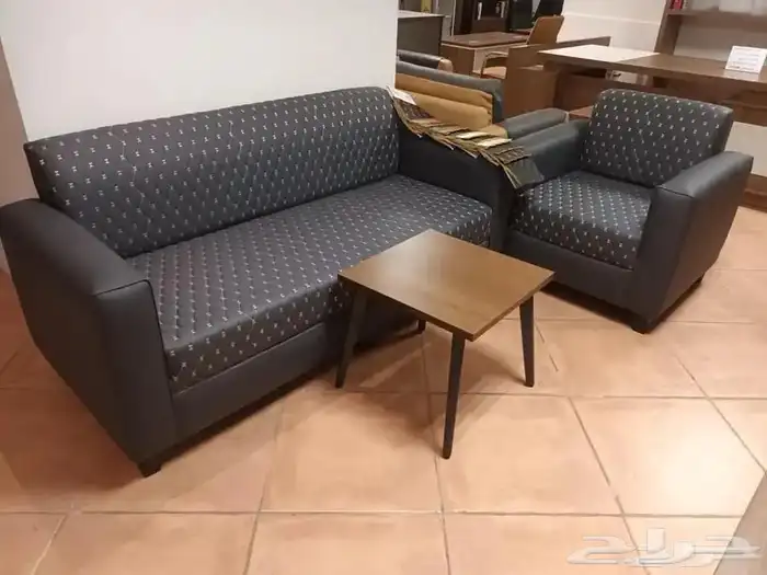 كنب جلد متوفر طقم كامل كلو ألوان و أشكال سعر جملعه 2