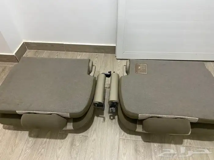 للبيع مرتبة خلفية فورشنر من 2006 الى 2015 فورتشنر 4