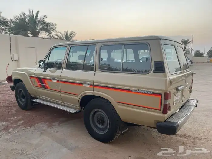 لاندكروز g 1983 10