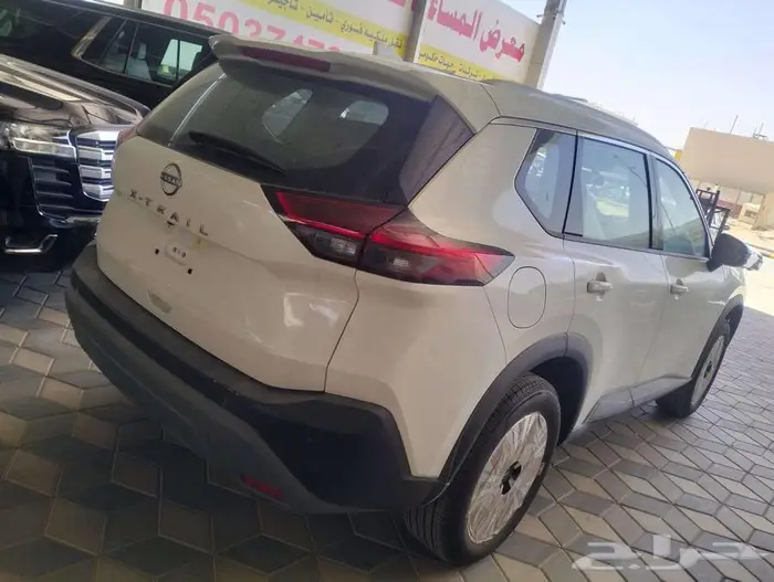 نيسان اكس تريل 7 مقاعد دفع رباعي ستاندر 2025 2