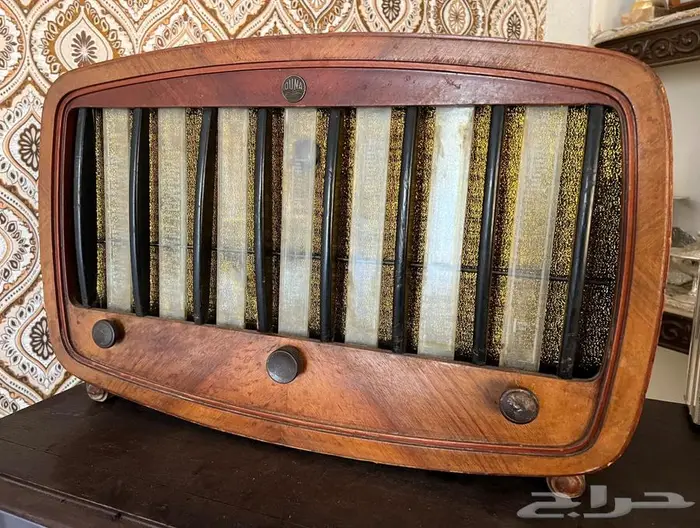 راديو قديم تحفة جميلة 0