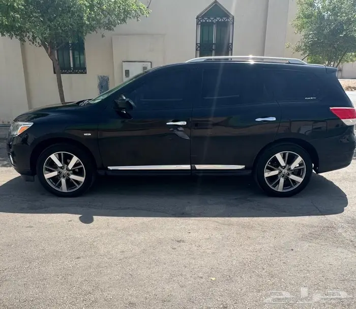 نيسان باثفندر 2013 6