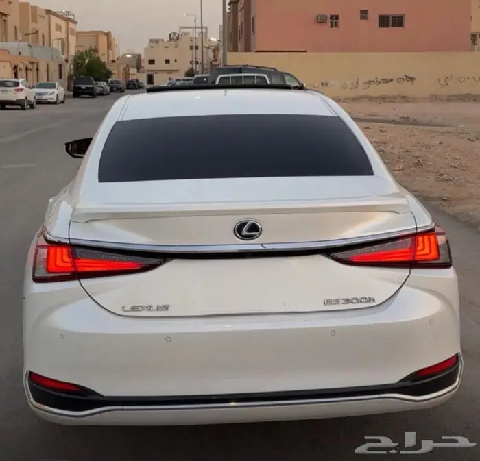 لكزس 2022 هايبرد h300 1
