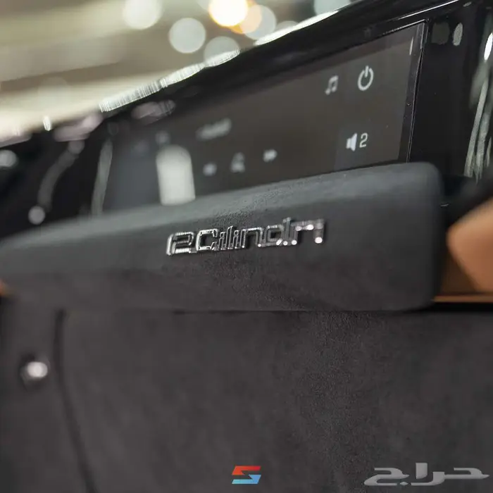 فيراري 12 سلندر موديل 2025 21