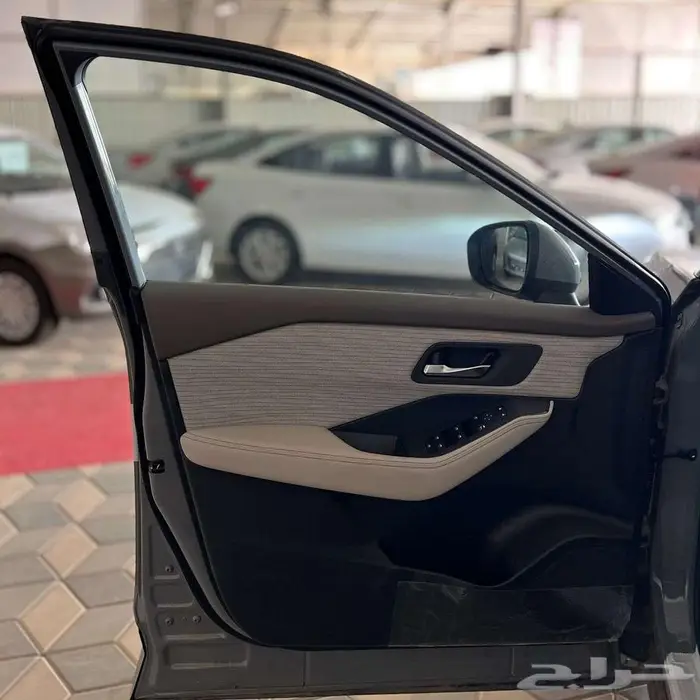 نيسان اكس تريل دبل 2024 5