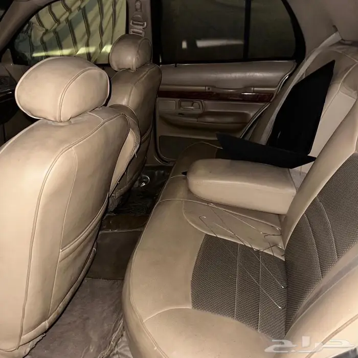 قطع غيار فورد ماركيز 4