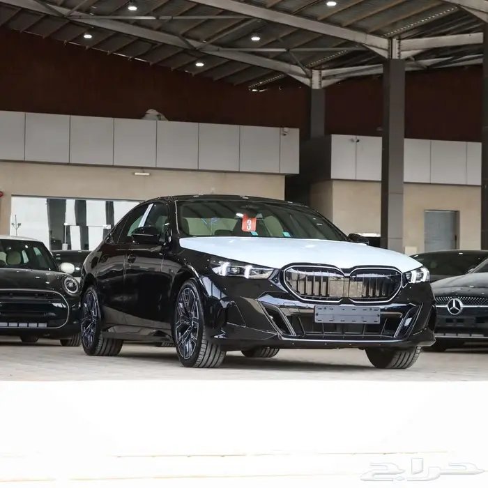BMW 520 2026 ام كت اسود داخل اسبرسو 2
