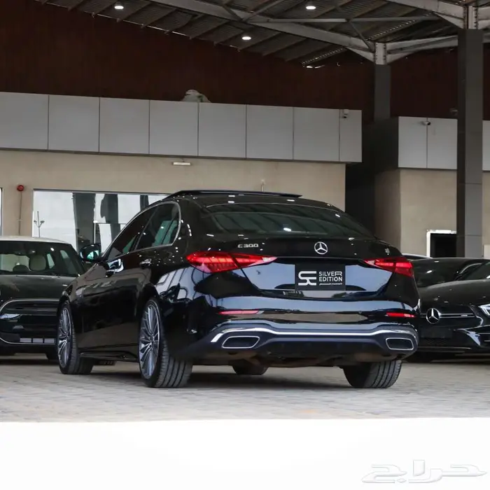 مرسيدس C300 2023 جفالي عداد 94 الف كم 3