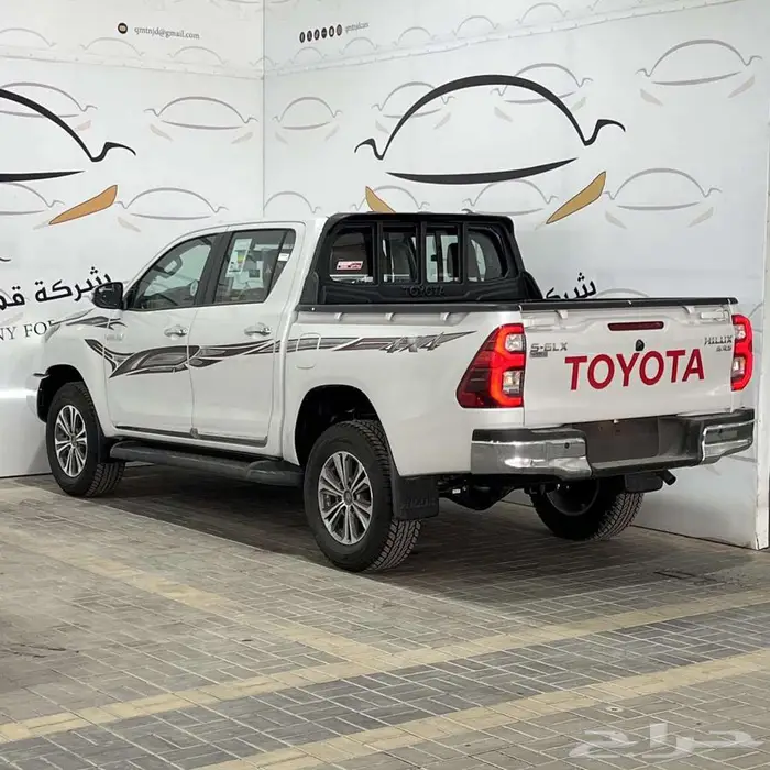 هايلوكس غمارتين S-GLX بنزين فل كامل دبل موديل 2025 سعودي 8